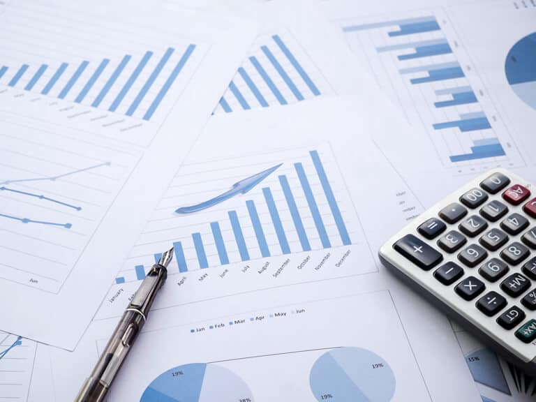 Graphs Calculating the ROI of a Commercial Real Estate